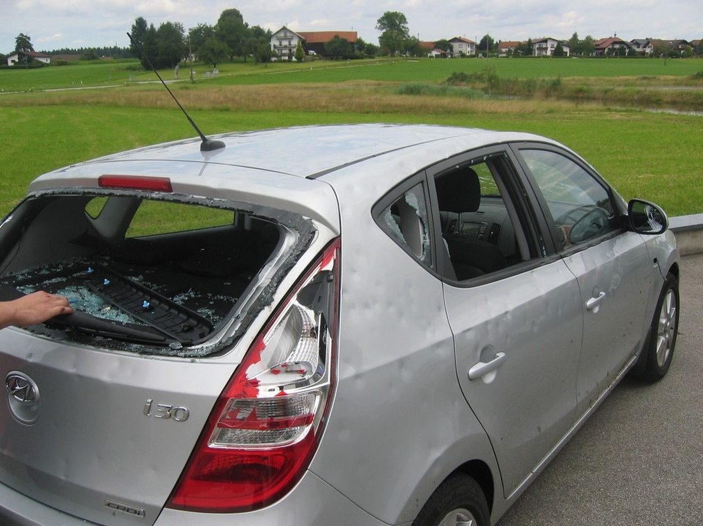 Hagelschaden, Autofenster kaputt